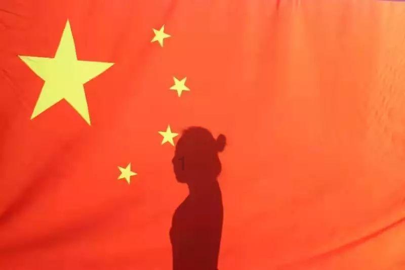 深夜聊天室：聊聊你喜欢的春晚小品